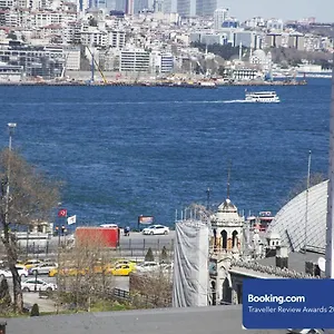 Old Port Otel